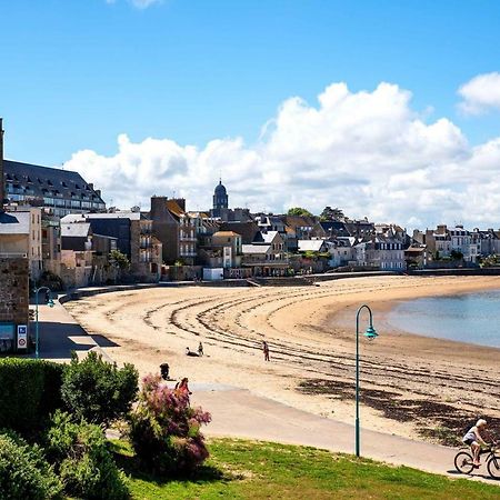 Chic Appartement Malouin, Parking - Plages & Commerces A Proximite Saint-Malo Exterior photo